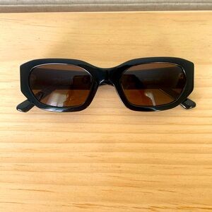 VEHLA Felix Sunglasses Black/Chocolate